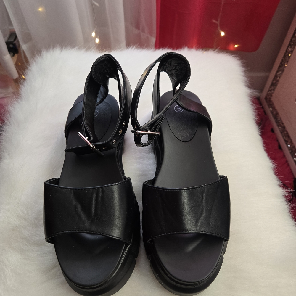 Black Platform Ankle-Strap Sandals - Women's